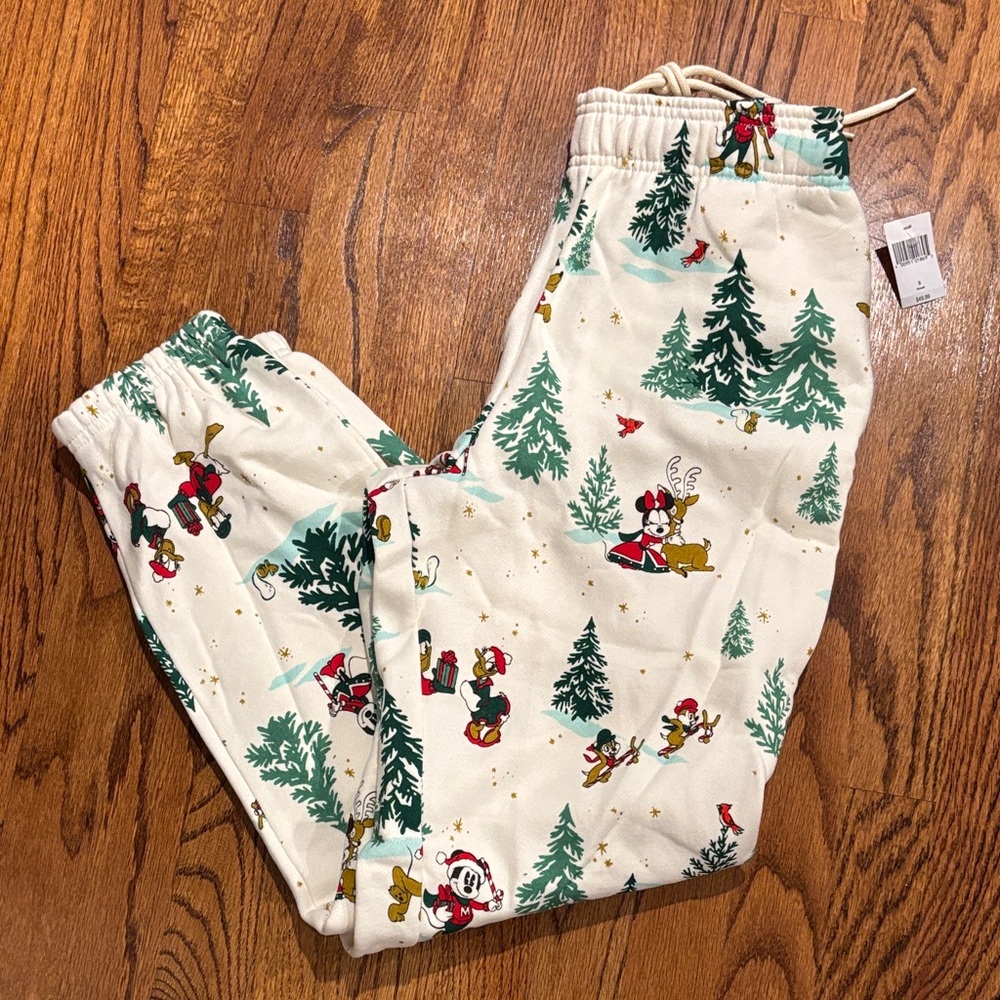 NWT Disney Holiday/Winter Joggers